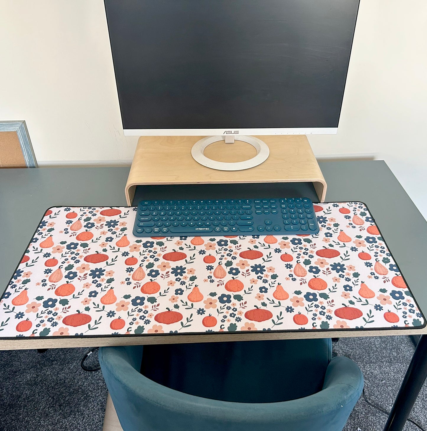 Pumpkin Floral Gaming Mat Desk Pad