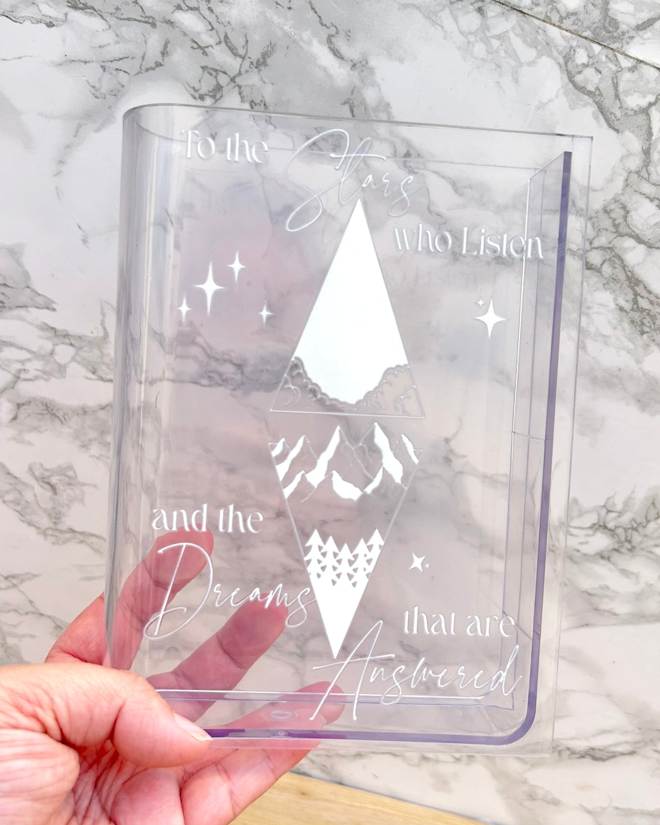 Dreams that are answered ACOTAR Quote Book Vase
