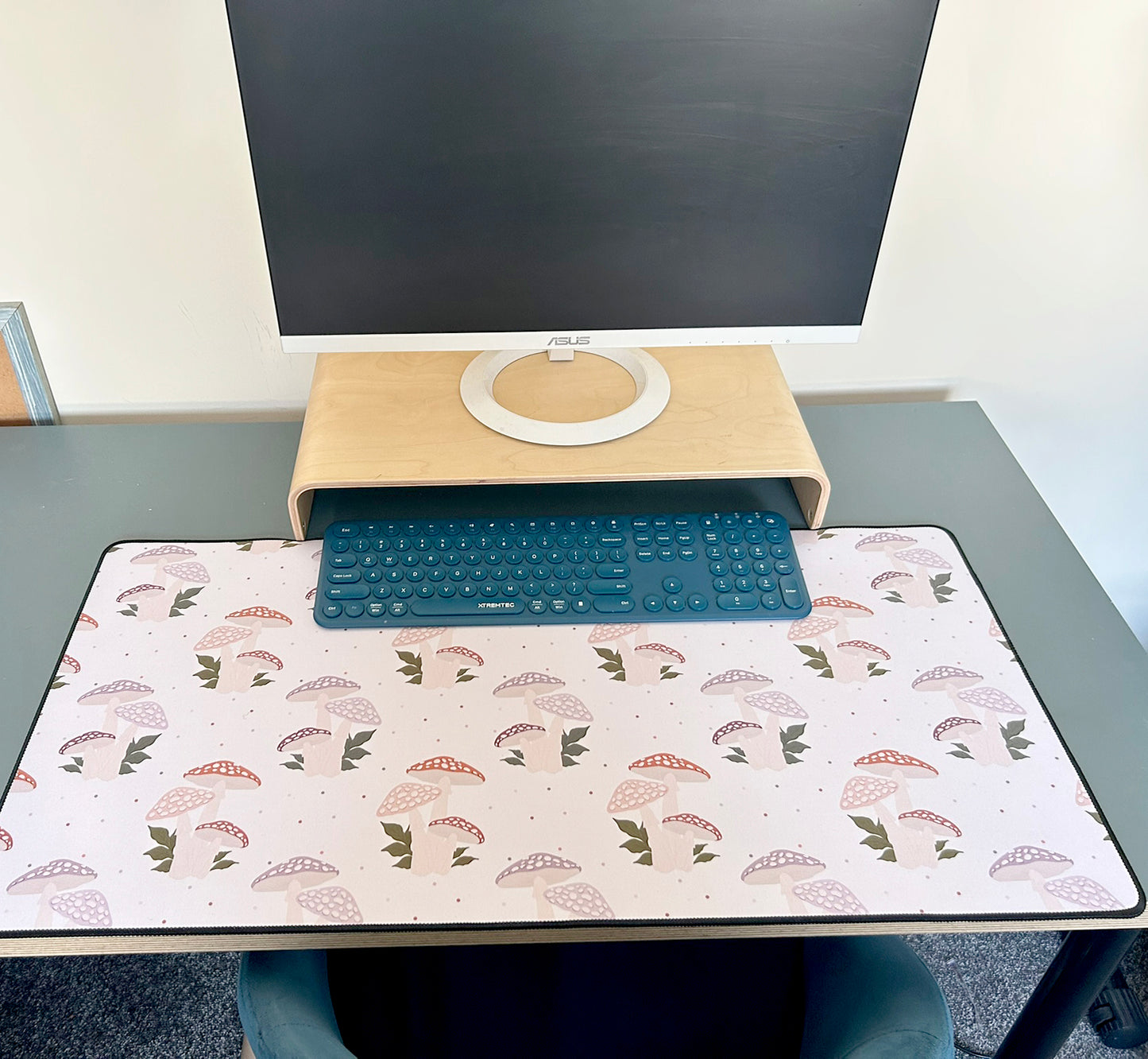 Toadstool Bunch Gaming Mat Desk Pad